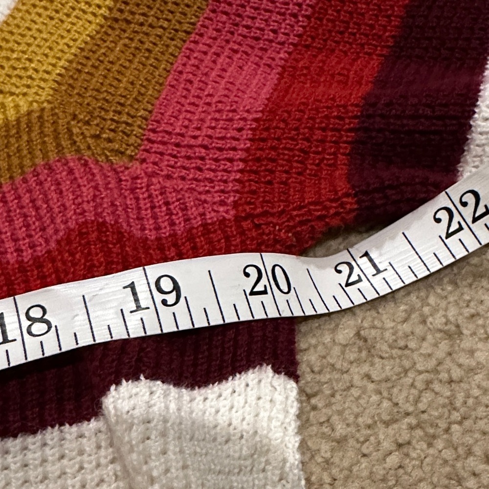Faherty White Sweater with Red and Gold Stripes - Picture 6 of 7